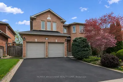 154 Howell Road, Oakville, On L6h 5z2