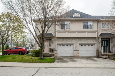5080 Fairview Street 17, Burlington, On L7l 7e9