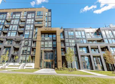 Condo Apartment in Oakville