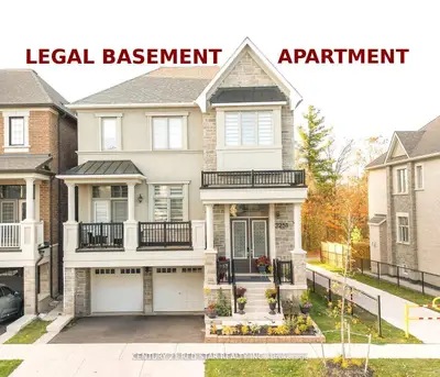 Detached in Oakville