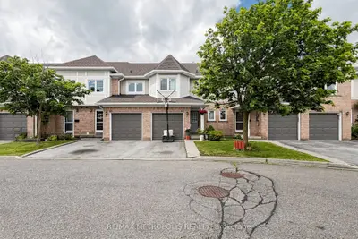 62 Brisbane Court, Brampton, On L6r 1v4