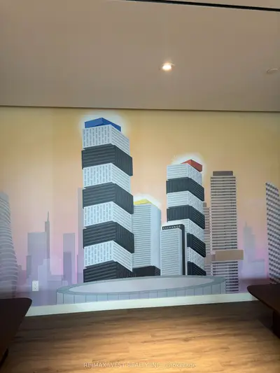 Condo Apartment in Mississauga