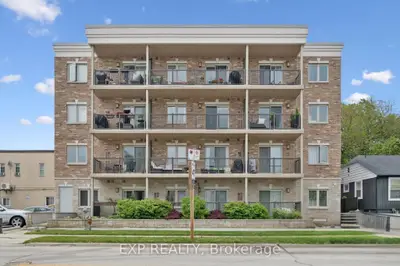 Condo Apartment in Oakville