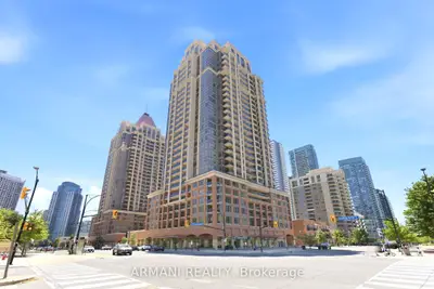 Condo Apartment in Mississauga