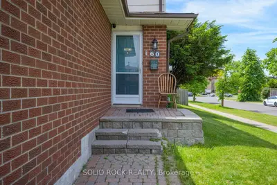 60 Martindale Crescent, Brampton, On L6x 2t9