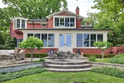350 King Street, Oakville, On L6j 1c2