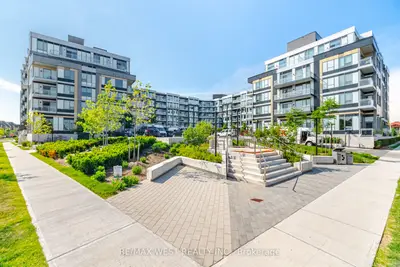 Condo Apartment in Oakville