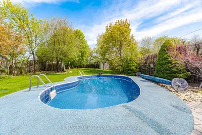 Detached in Brampton