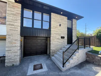 Semi-Detached in Mississauga