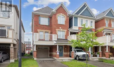 Att/Row/Townhouse in Milton