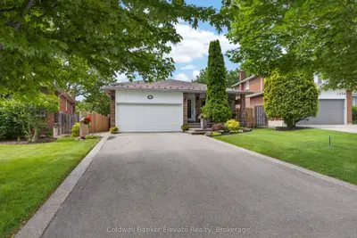 Detached in Oakville