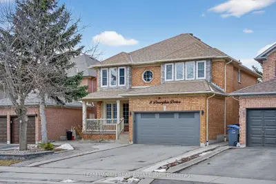 8 Deerglen Drive, Brampton, On L6r 1m1