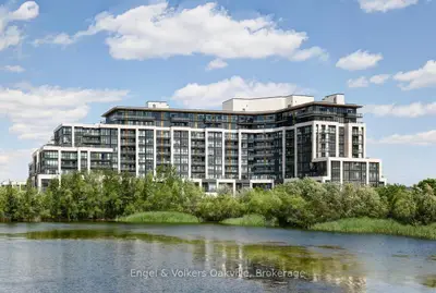 Condo Apartment in Oakville
