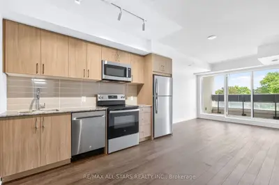 Condo Apartment in Toronto