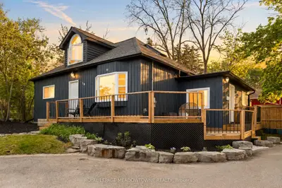 Detached in Halton Hills