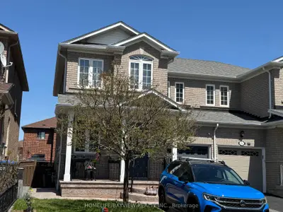Semi-Detached in Mississauga