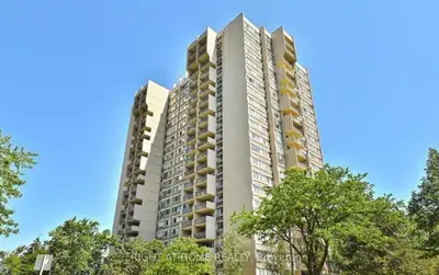 Condo Apartment in Oakville