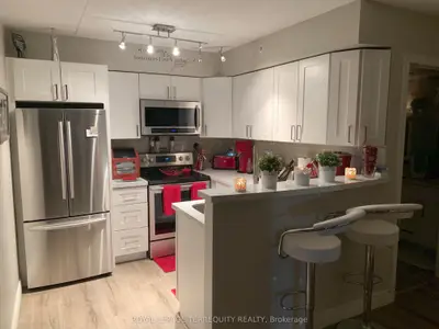 Condo Apartment in Burlington