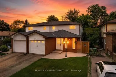 Semi-Detached in Mississauga