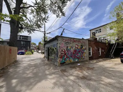 165 Roncesvalles Avenue, Toronto, On M6r 2l3