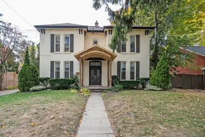 Detached in Burlington