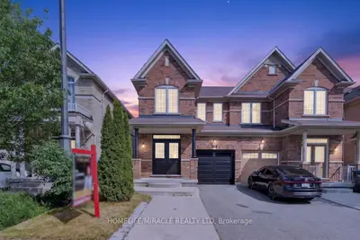 Semi-Detached in Brampton