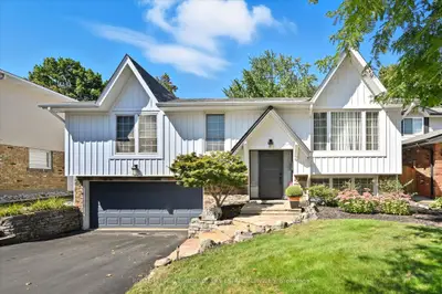 Detached in Burlington