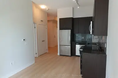 Condo Apartment in Mississauga
