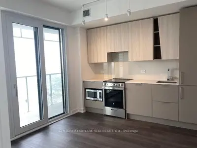 Condo Apartment in Mississauga