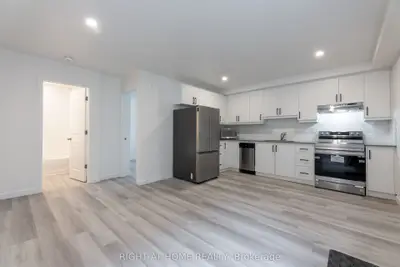 1738 Wilson Avenue 13, Toronto, On M3l 1a5