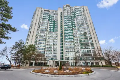 Condo Apartment in Mississauga