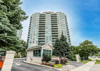 Condo Apartment in Mississauga