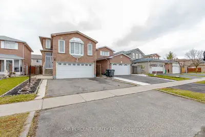 Detached in Brampton