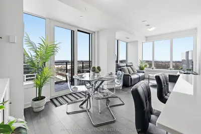 Condo Apartment in Oakville