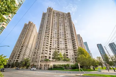 Condo Apartment in Mississauga