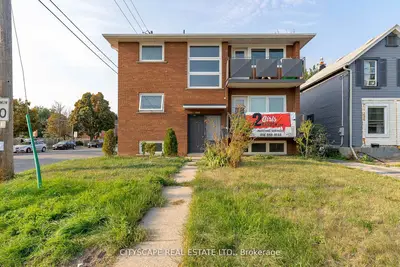 Triplex in Toronto