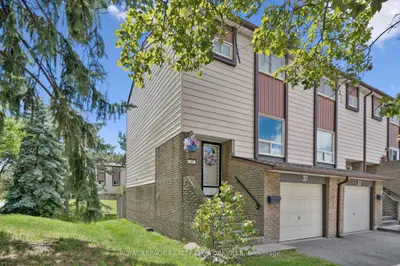 1221 Dundix Road 37, Mississauga, On L4y 3y9