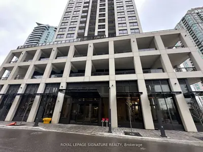 Condo Apartment in Mississauga