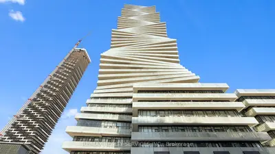 Condo Apartment in Mississauga