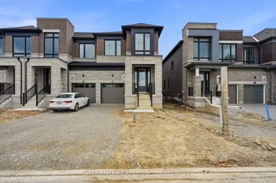 Att/Row/Townhouse in Caledon