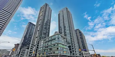 Condo Apartment in Mississauga