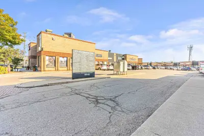 173 Advance Boulevard 57, Brampton, On L6t 4z7