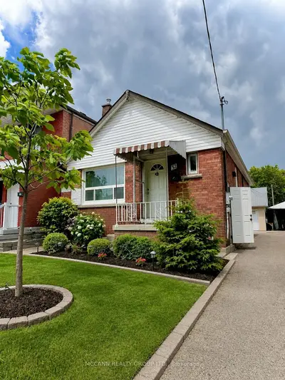 Detached in Toronto