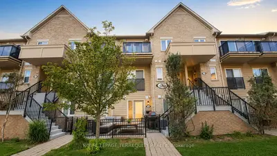 Condo Townhouse in Mississauga