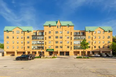 Condo Apartment in Orangeville