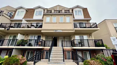 Condo Townhouse in Toronto