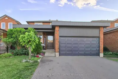 3102 Nawbrook Road, Mississauga, On L4x 2v5