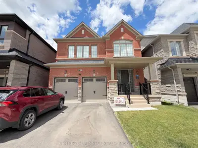 Lower Level in Oakville