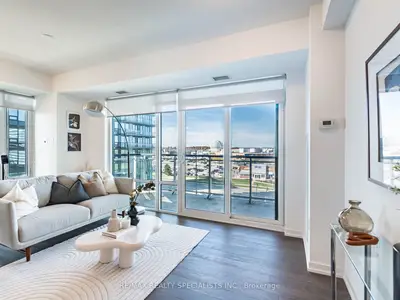 Condo Apartment in Mississauga