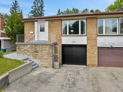 Semi-Detached in Mississauga